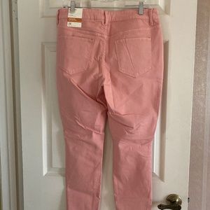 Old Navy mid-rise peach/coral jeans size 14